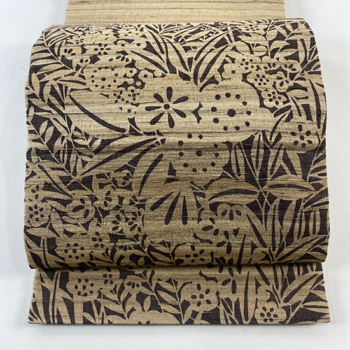 【美品】 袋帶 逸品級 紬織織 草花紋紋 薄茶 金銀彩 正蠶絲