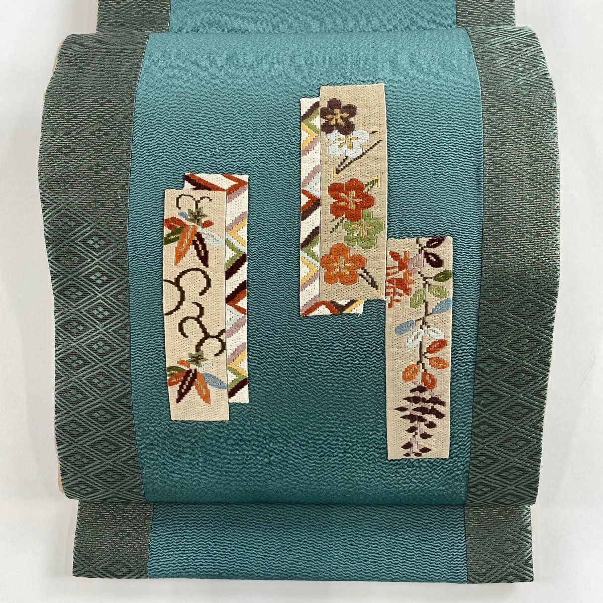 【美品】 袋帶 秀品級 短冊 梅花 花刺繡 金絲 綠色 大鼓圖案 純蠶絲