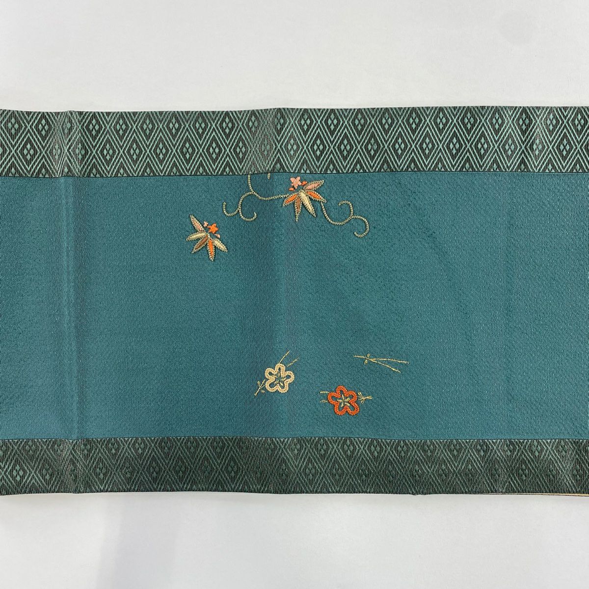 【美品】 袋帶 秀品級 短冊 梅花 花刺繡 金絲 綠色 大鼓圖案 純蠶絲