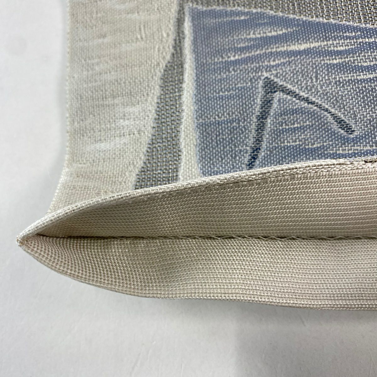【美品】 袋帶 名品級 色紙 幾何學圖案 灰白 六通 純蠶絲