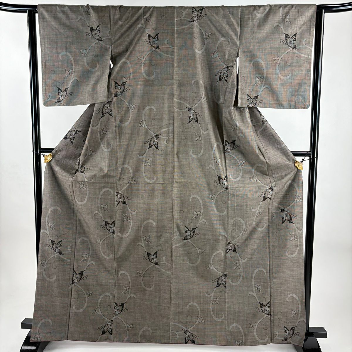 【美品】 紬織織 身長166cm 袖長64cm M 雙層 唐草紋 蝶 灰茶 純蠶絲 秀品級