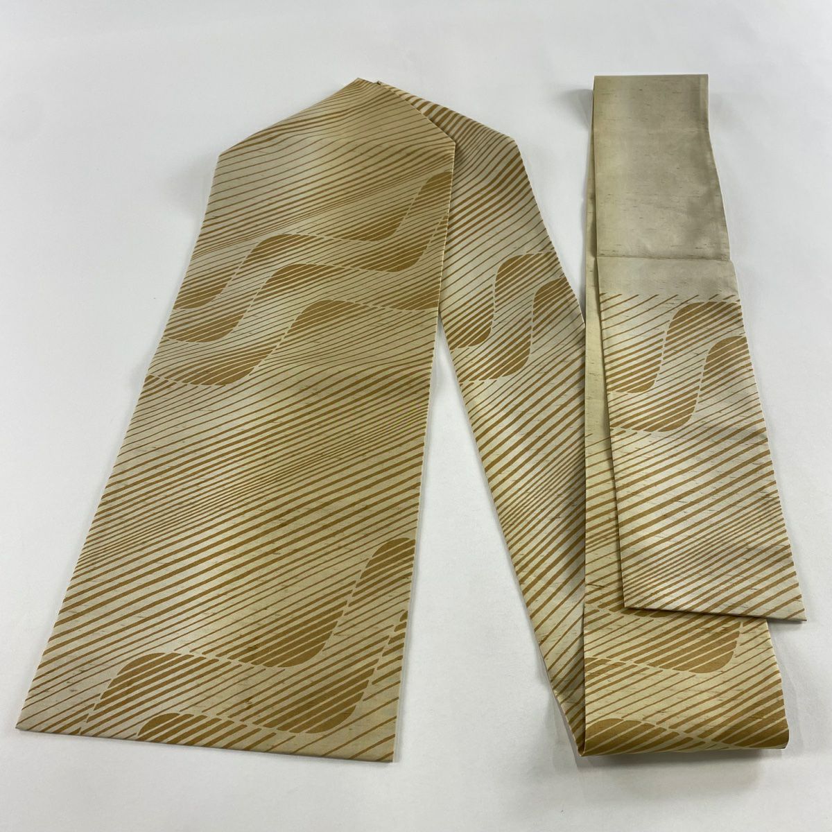 名古屋帶 秀品級 紬織織 斜紋 流水 米色 純蠶絲