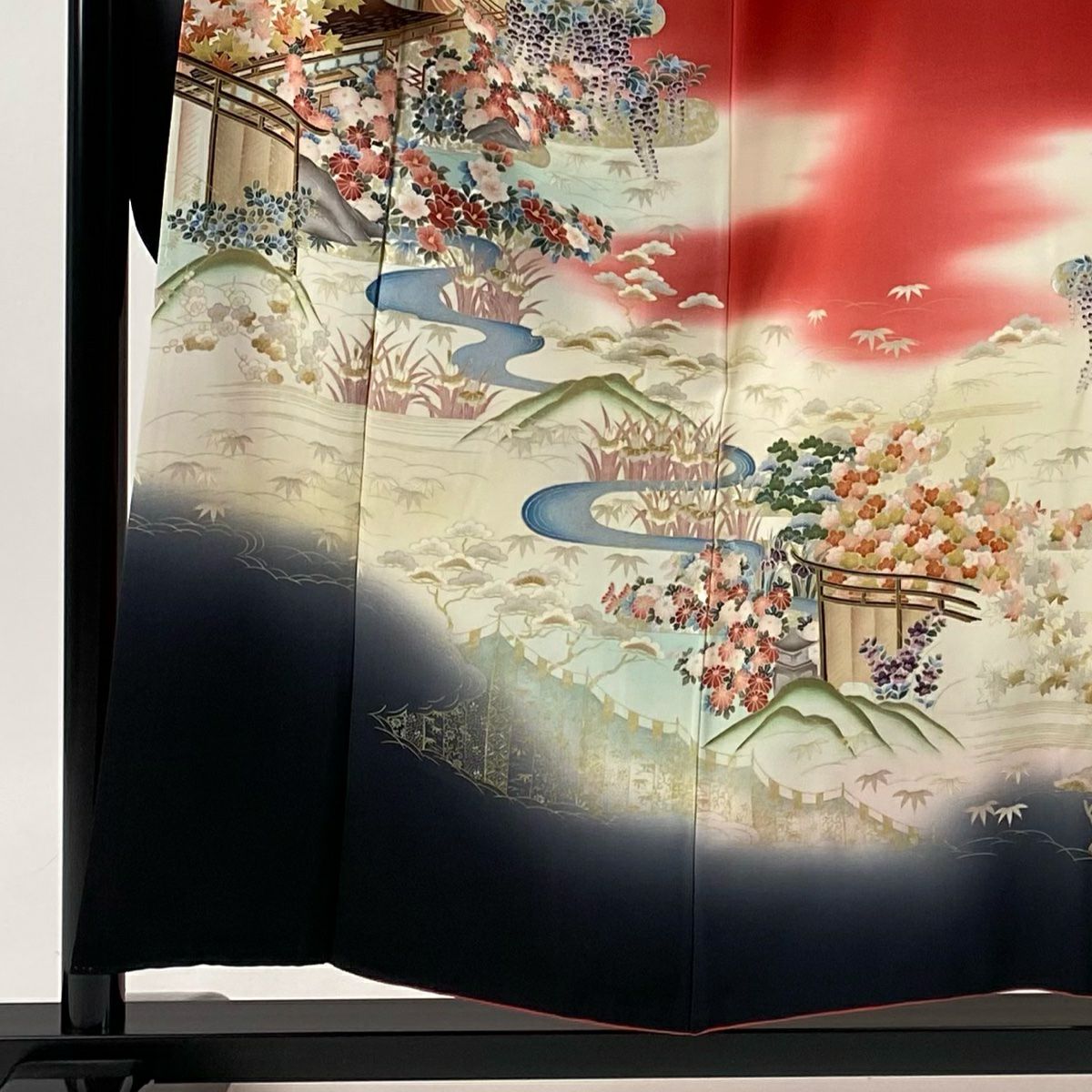 【美品】振袖禮服 身長154.5cm 袖長63.5cm S 雙層 風景 建物 金銀彩 漸層 紅 純蠶絲 優品級