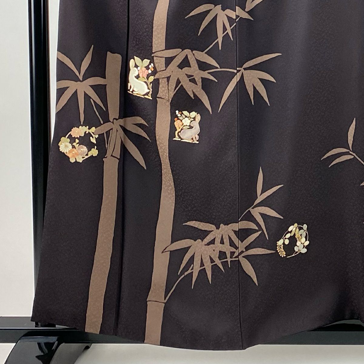 訪問服 身長157cm 袖長65.5cm M 雙層 花兔 竹子 刺繡 金彩裝飾 焦茶 純蠶絲 名品級