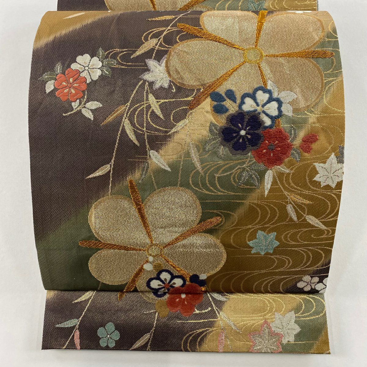 【美品】 袋帶 秀品級 草花紋紋 流水 金銀彩 金金箔 米色 六通 純蠶絲
