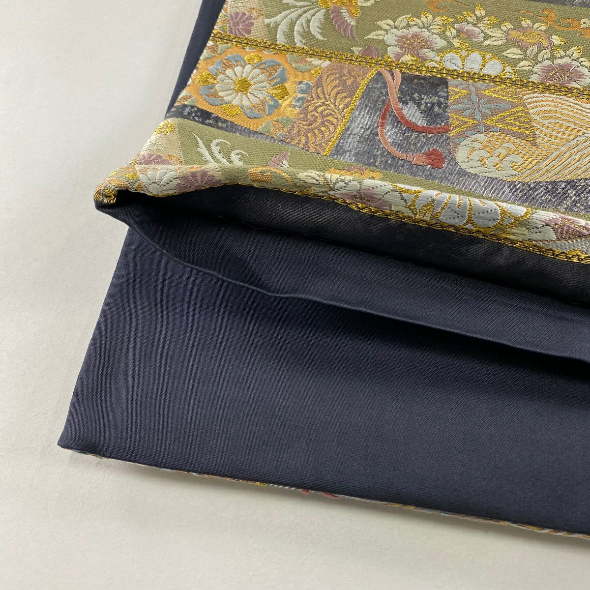 【美品】 袋帶 秀品級 卷物 草花紋 金絲 金金箔 灰 深藍 六通 純蠶絲
