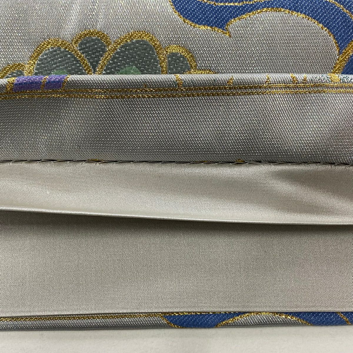 【美品】 袋帶 秀品級 松樹 金絲 唐織 銀色 六通 純蠶絲