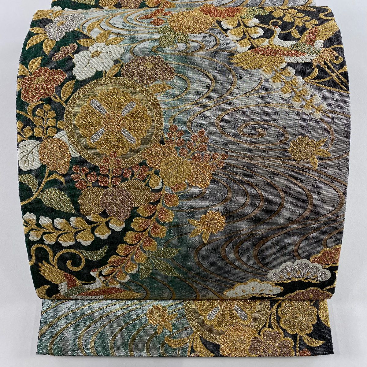 【美品】 袋帶 秀品級 草花紋 流水 金金箔 金絲 墨 六通 純蠶絲