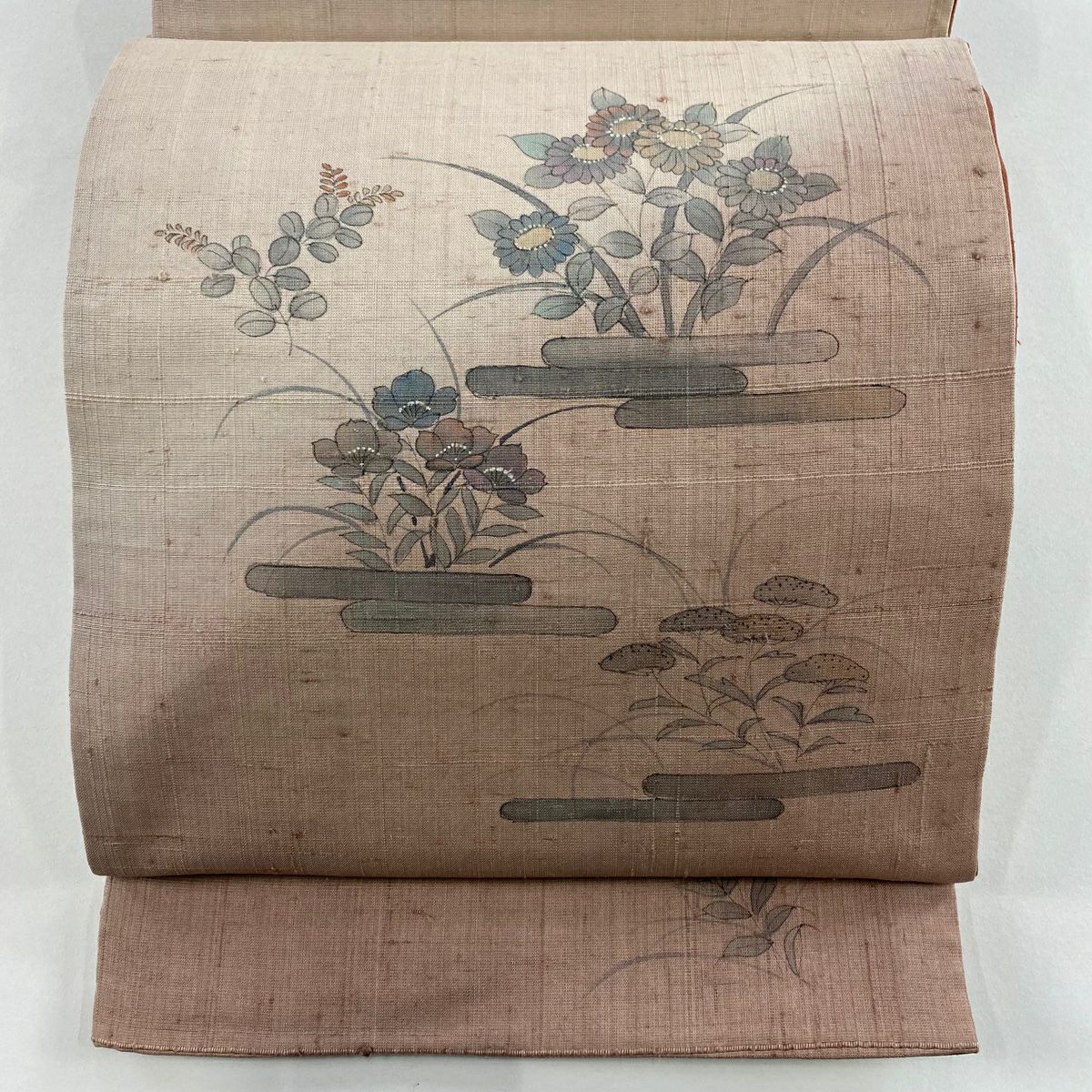 【美品】 袋帶 秀品級 紬織織 秋草 ヱ霞 薄小豆 お太鼓柄 純蠶絲