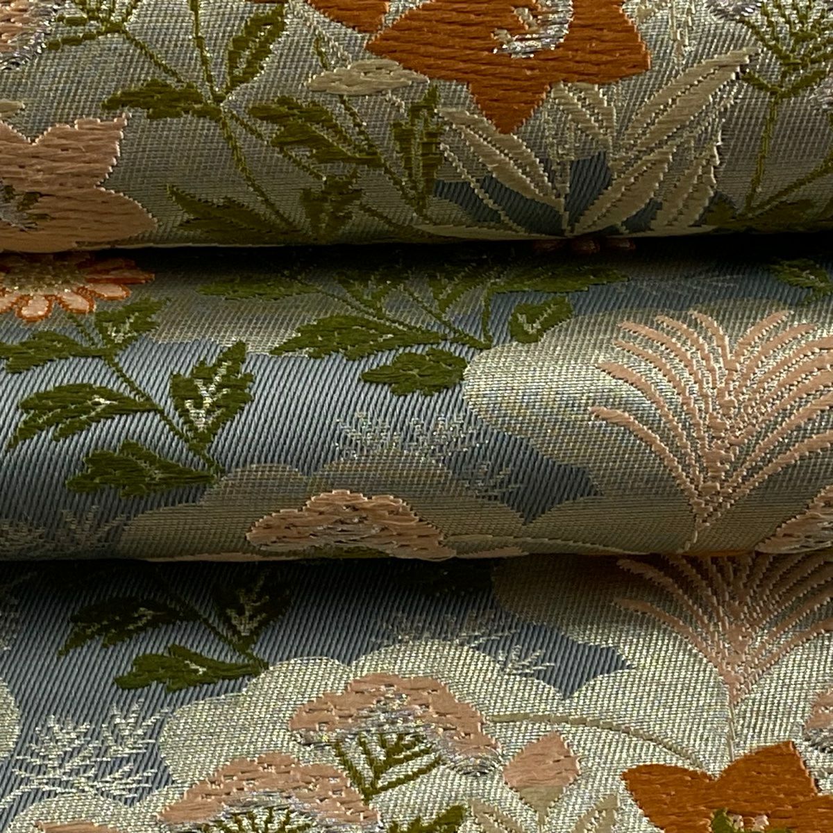【美品】 袋帶 逸品級 秋草 雲紋 刺繡 金金箔 青灰 六通 純蠶絲