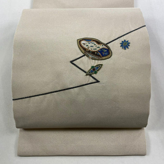【美品】 開口名古屋帶 名品級 幾何圖案 花 相良刺繡 金線 米色 純蠶絲