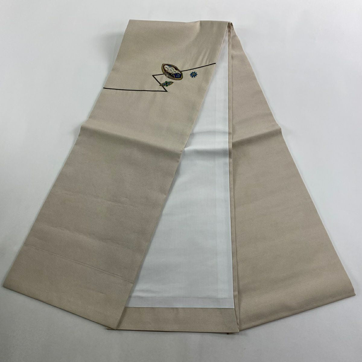 【美品】 開口名古屋帶 名品級 幾何圖案 花 相良刺繡 金線 米色 純蠶絲