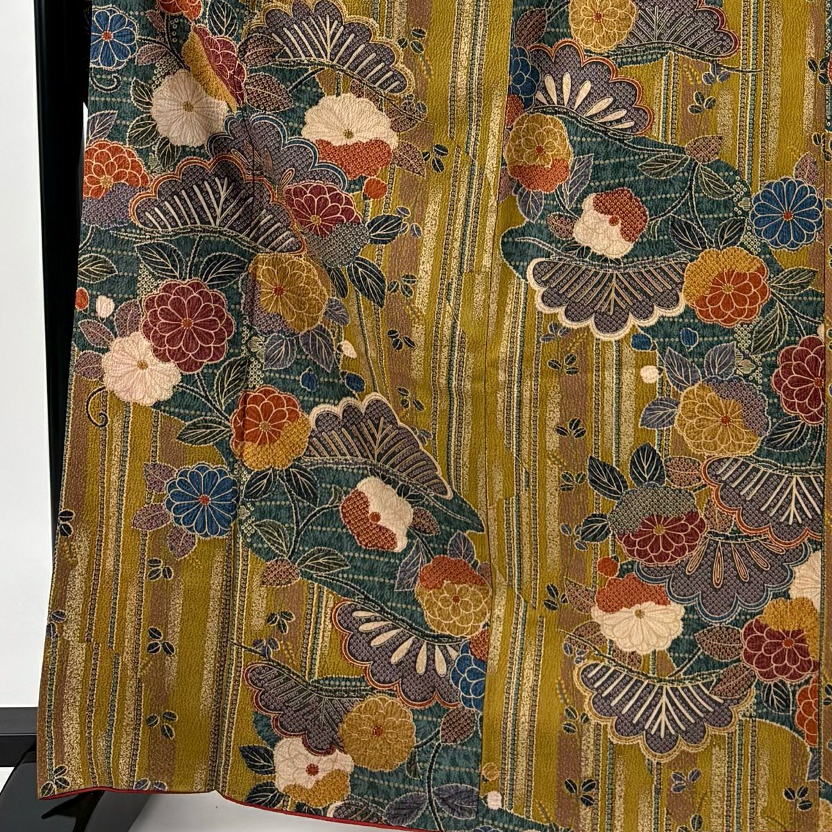 【美品】振袖禮服 身長166cm 袖長67cm M 雙層 菊花 松樹 金銀彩 黃土 純蠶絲 秀品級