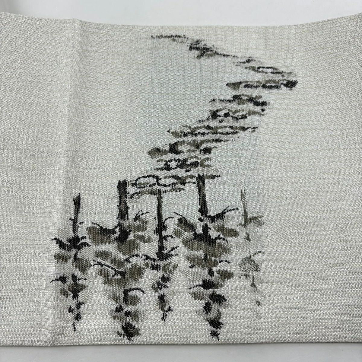 【美品】 袋帶 秀品級 樹木 銀線 奶油色 大鼓圖案 純蠶絲
