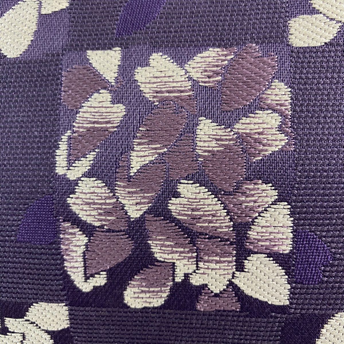 【美品】 袋帶 名品級 變化市松樹 櫻花花瓣 刺繡 紫 六通 純蠶絲