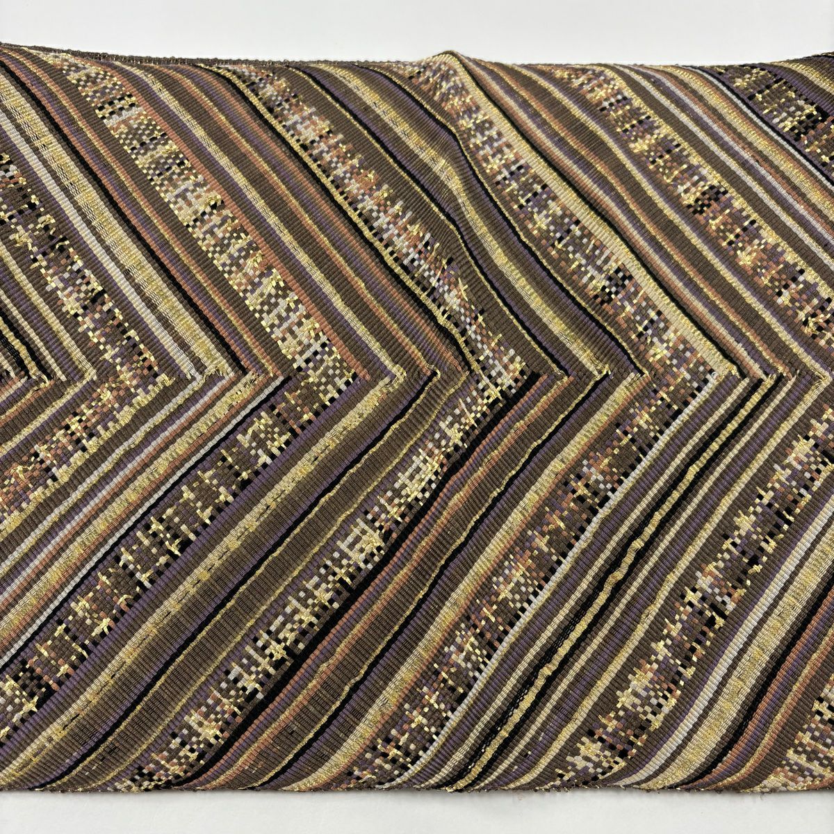 【美品】 袋帶 名品級 斜格子 幾何學 金絲 茶 お太鼓圖案 純蠶絲