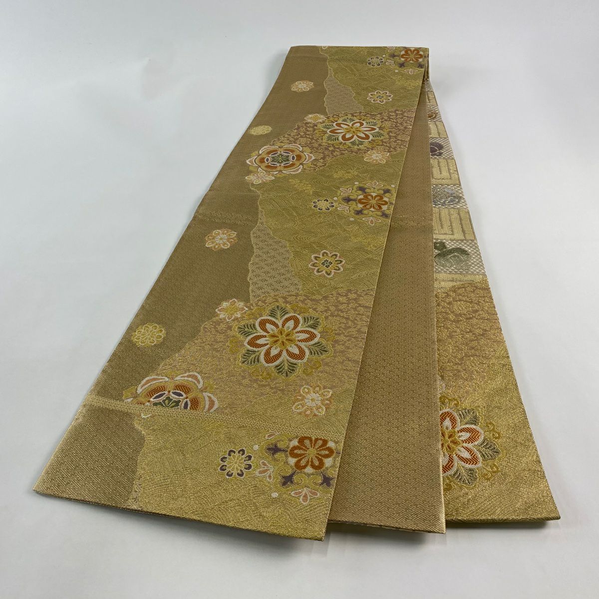 【美品】 袋帶 名品級 華紋 波 金金箔 淺黃 お太鼓圖案 純蠶絲