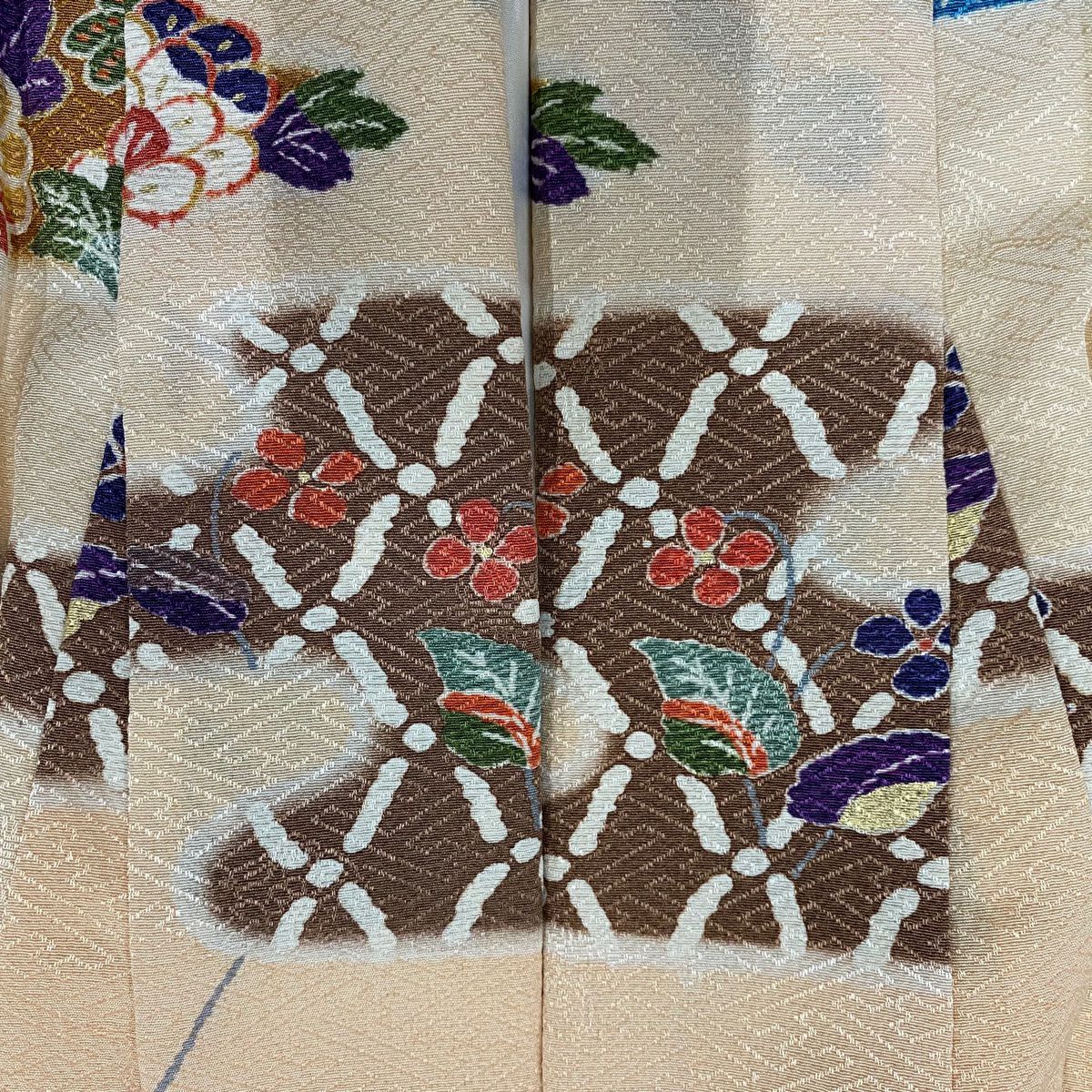 【美品】訪問服 身長169cm 袖長66cm M 雙層 巴士領 草花紋紋 鴛鴦 金銀彩 淺橙色 純蠶絲 優品級