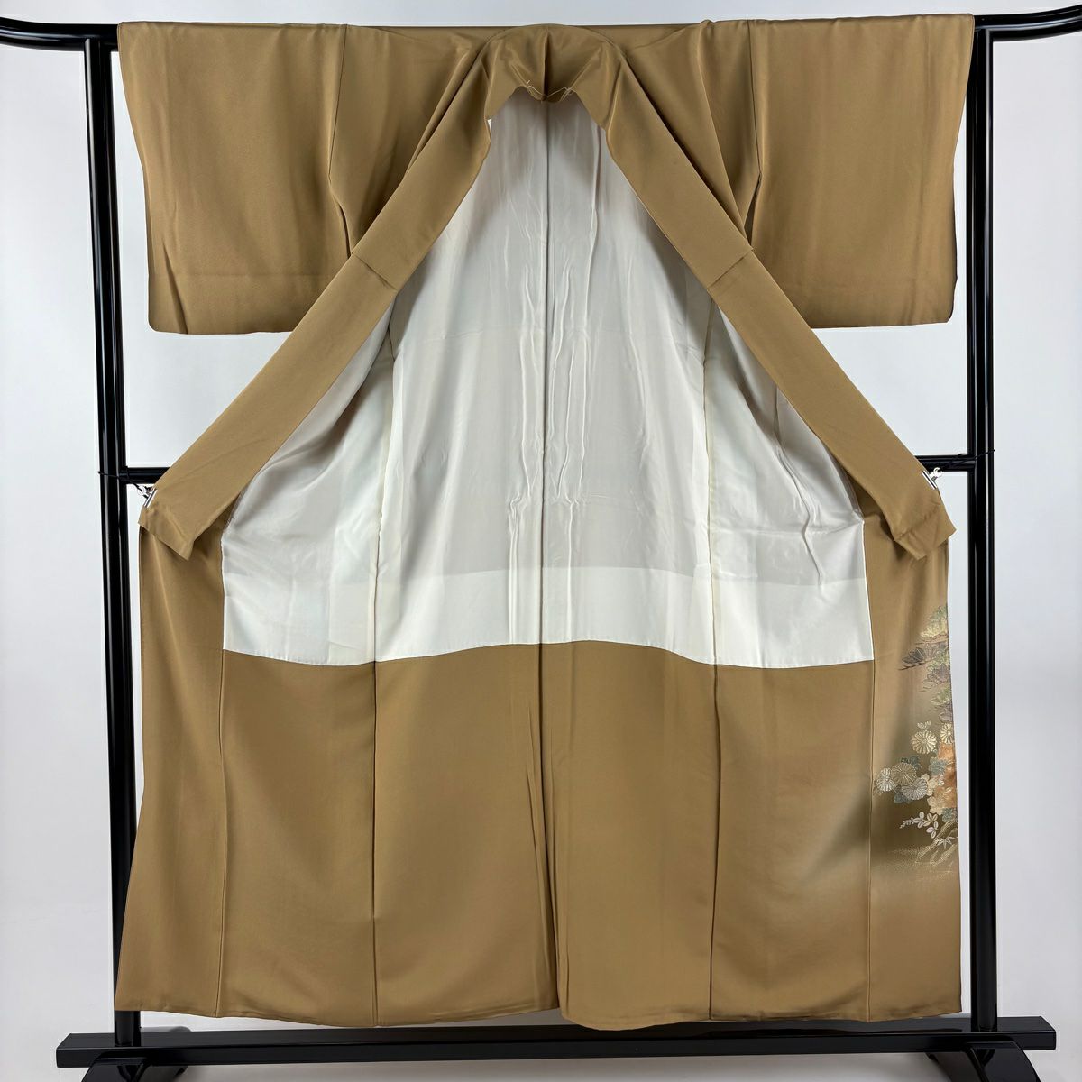 色留袖禮服 身長156cm 袖長63.5cm S 雙層 落款あり 建物 秋草 金銀彩 漸層 山吹茶 純蠶絲 秀品級 一つ紋