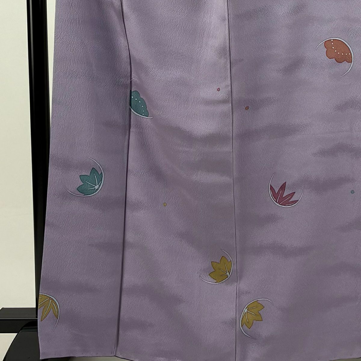 【美品】 小紋 身長166cm 袖長66.5cm M 雙層 落款あり 花 楓 紫 純蠶絲 秀品級