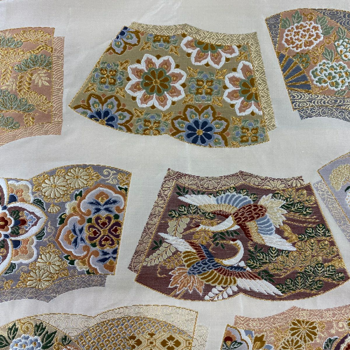 【美品】 袋帶 秀品級 冊子 華紋 金絲 金金箔 米色 六通 純蠶絲