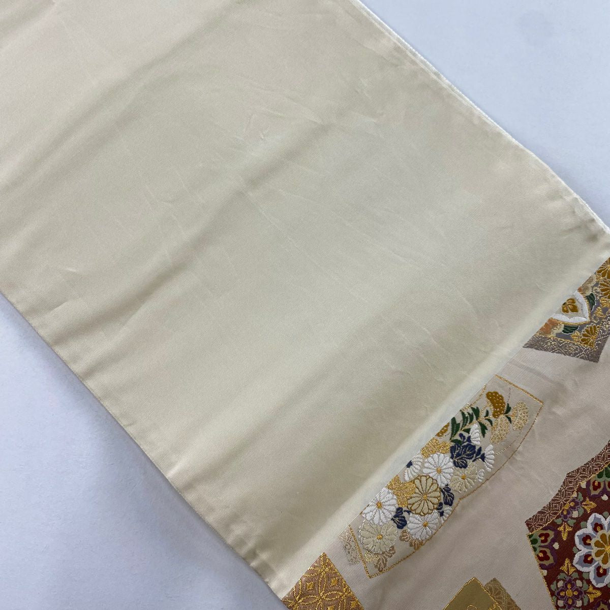 【美品】 袋帶 秀品級 冊子 華紋 金絲 金金箔 米色 六通 純蠶絲
