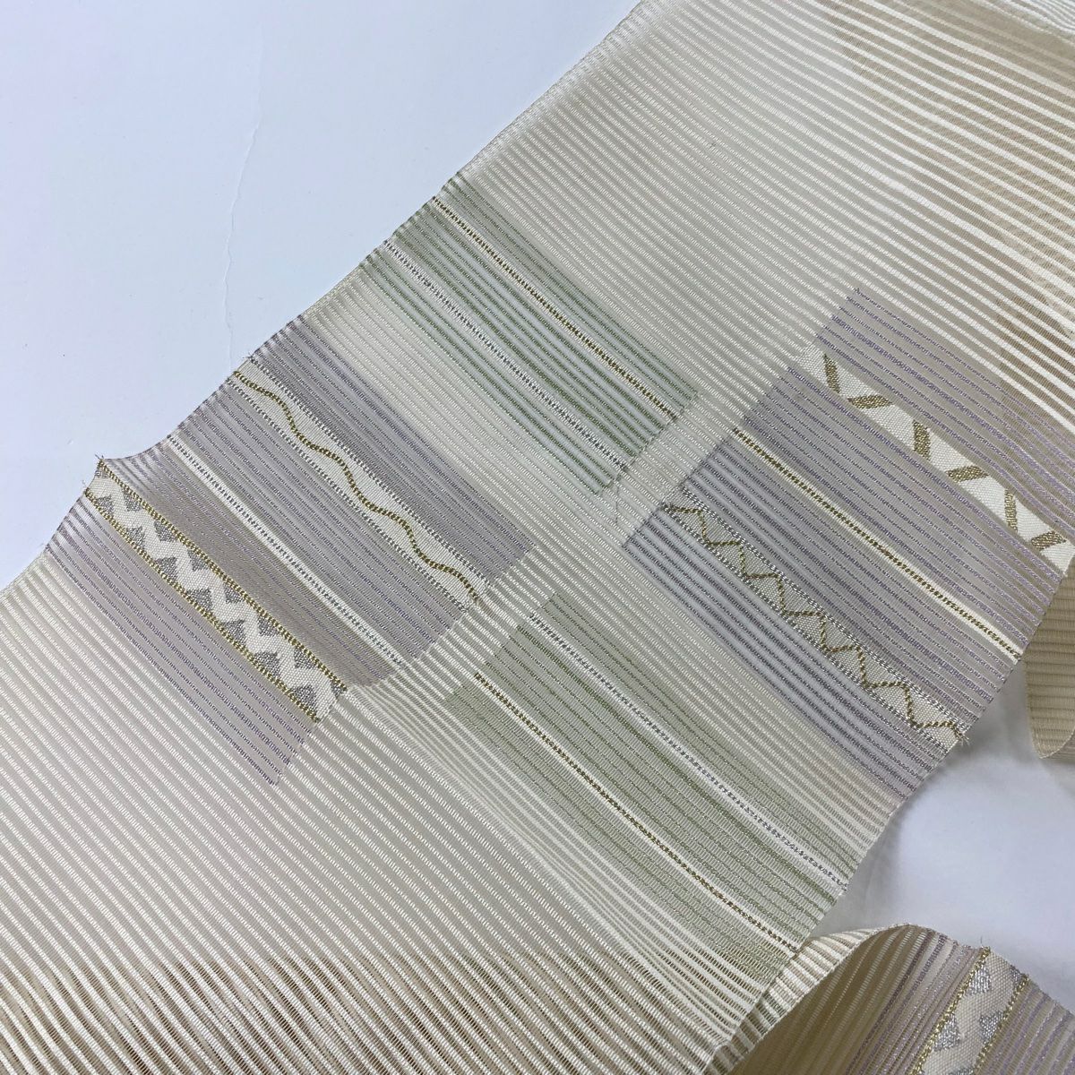 【美品】名古屋帶 秀品級 夏帶 八寸名古屋帶 松樹葉仕立 雜紋 四角 金絲 銀絲 奶油色 純蠶絲