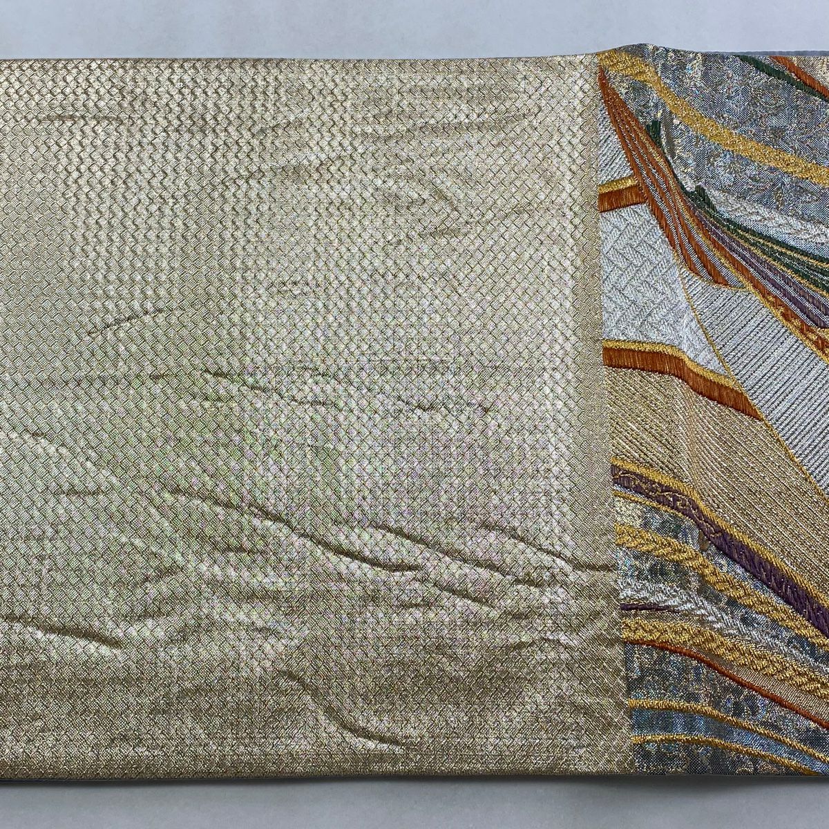 【美品】 袋帶 秀品級 幾何學 金銀絲 金金箔 銀 六通 純蠶絲