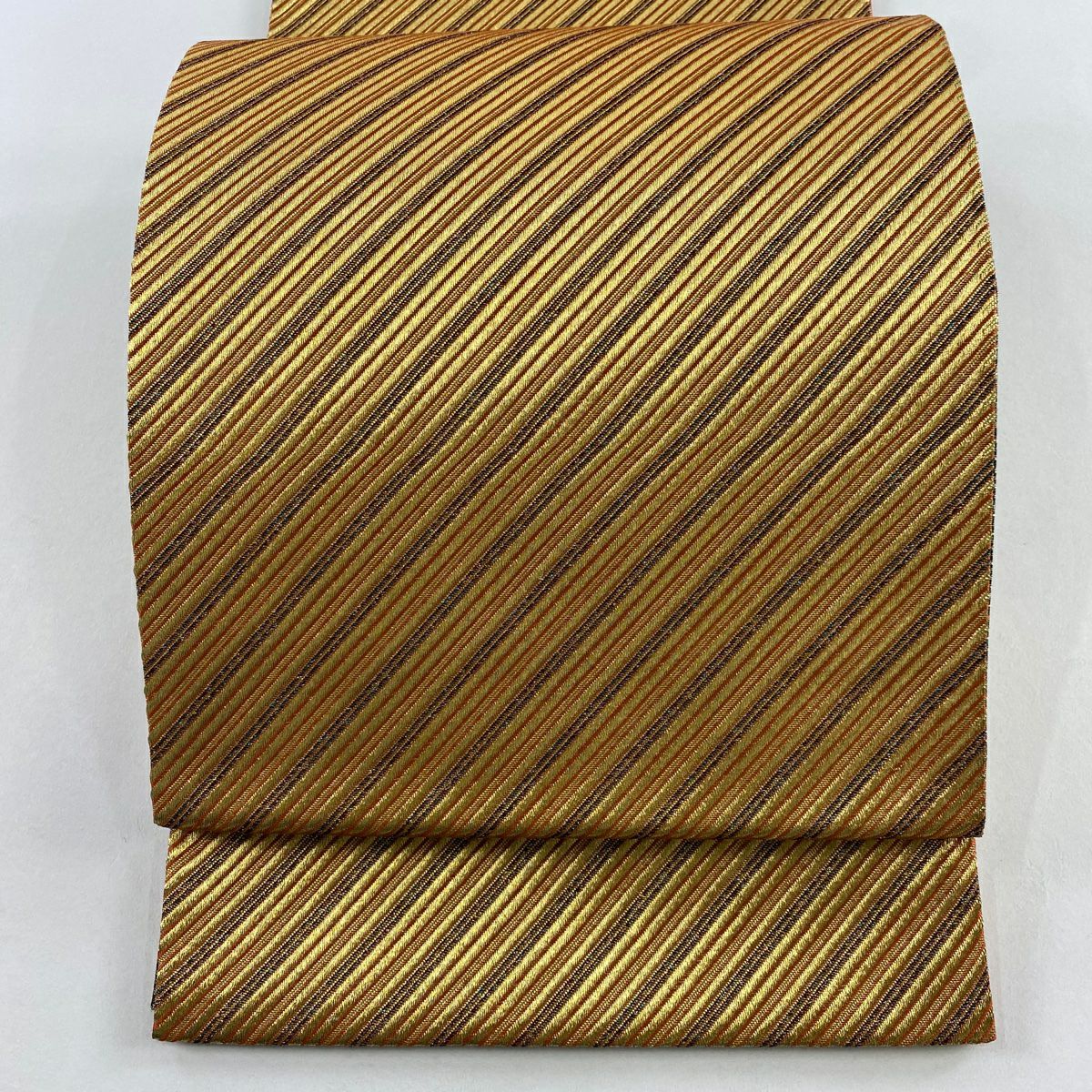 【美品】 袋帶 秀品級 斜紋 金絲 金 全通 純蠶絲