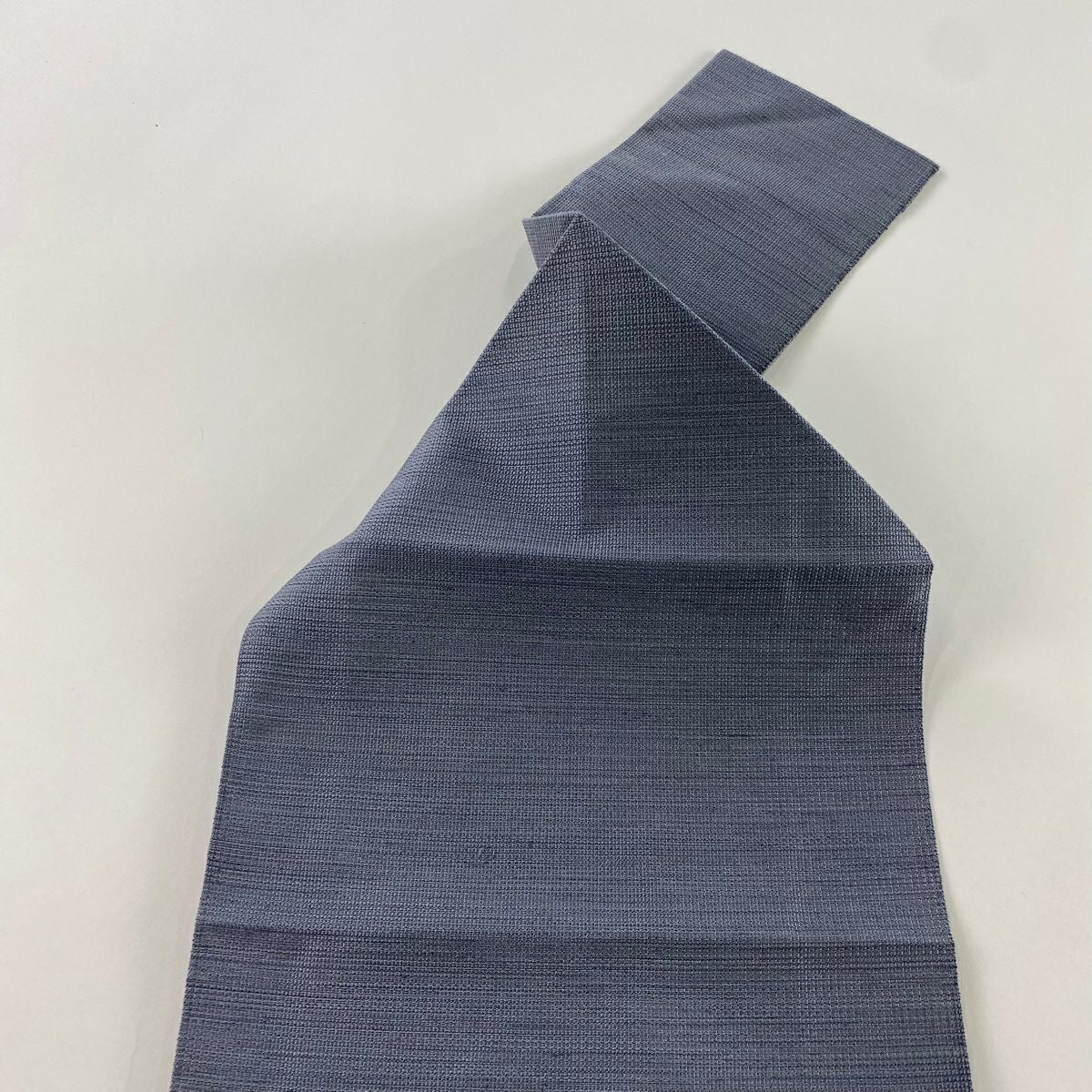 【美品】 名古屋帶 優品級 松樹葉仕立 雜色仕立 幾何圖案 青灰 純蠶絲