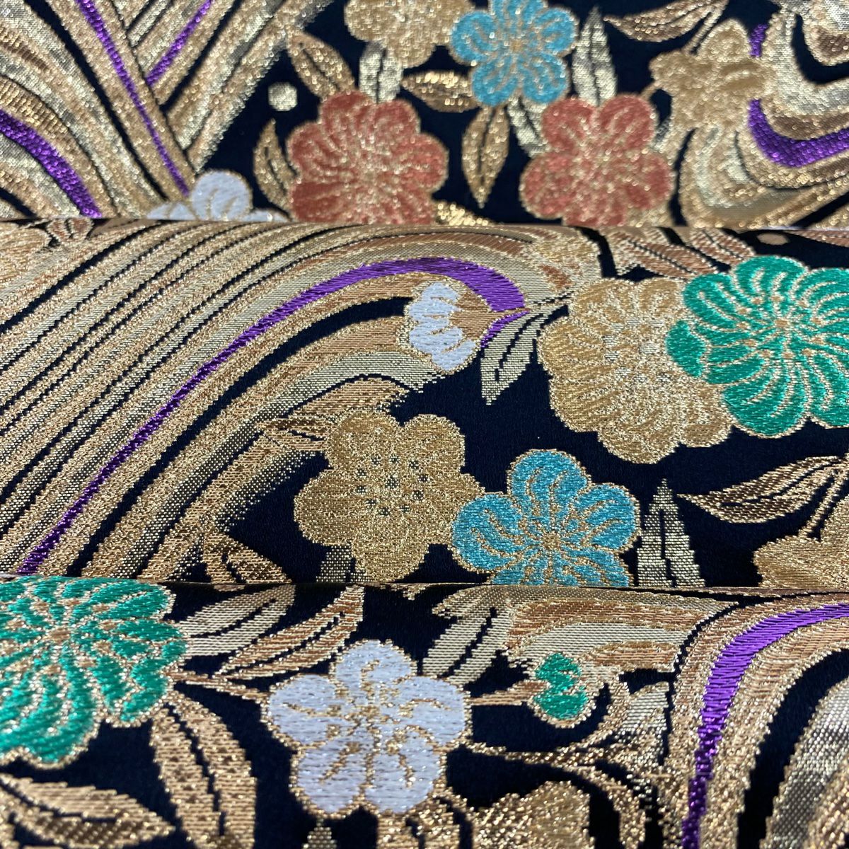 【美品】 袋帶 秀品級 草花紋紋 流水 金絲 金金箔 金色 六通 純蠶絲