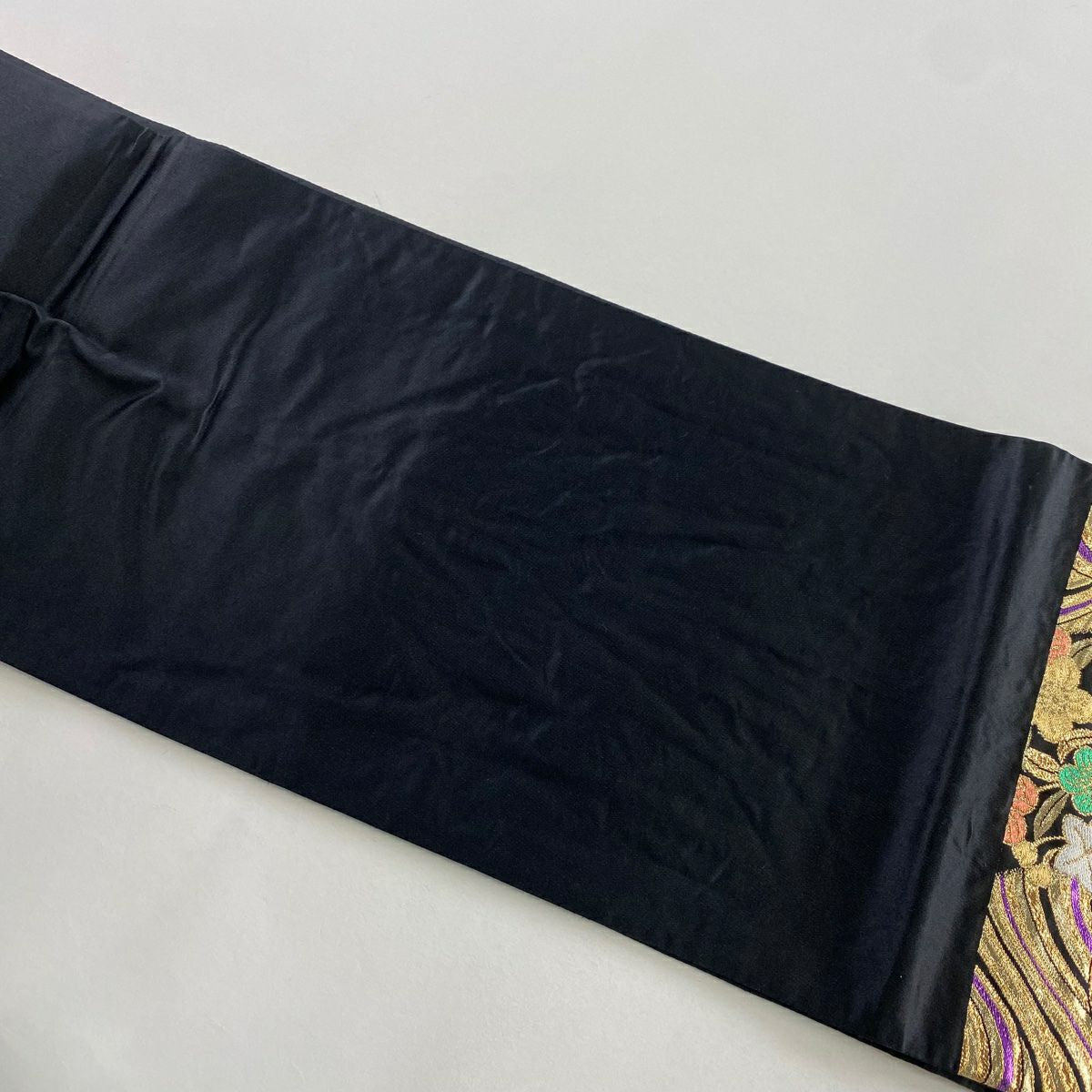 【美品】 袋帶 秀品級 草花紋紋 流水 金絲 金金箔 金色 六通 純蠶絲