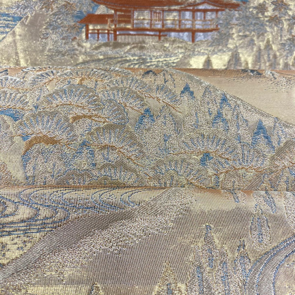 【美品】 袋帶 秀品級 建築 山 金絲 金金箔 金色 六通 純蠶絲