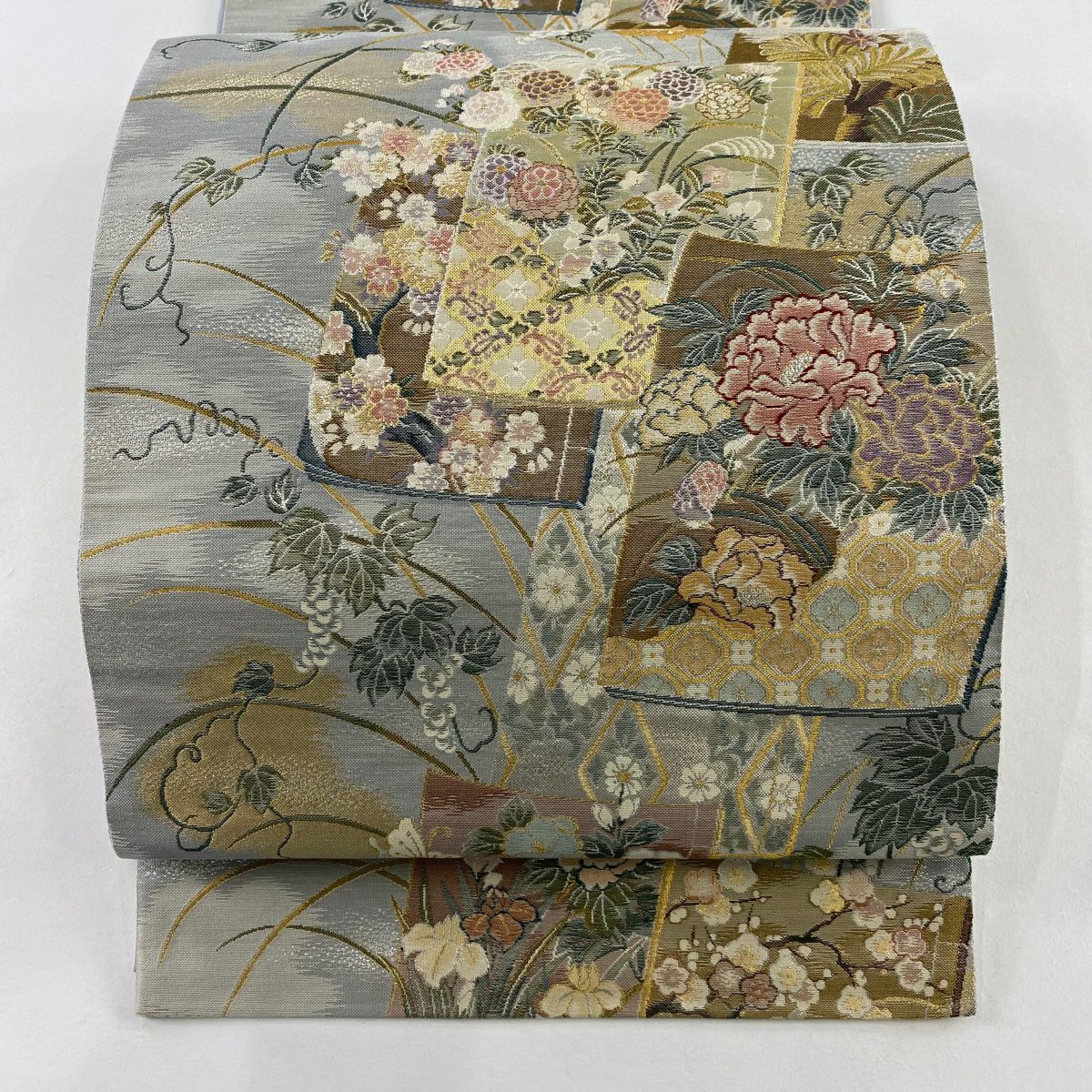 【美品】 袋帶 秀品級 證書附帶 冊子 花蝶 金金箔 金絲 灰色 六通 純蠶絲