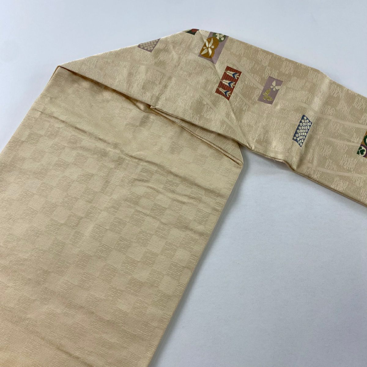 【美品】名古屋帶 秀品級 蝴蝶 矢羽根 金絲 米色 純蠶絲