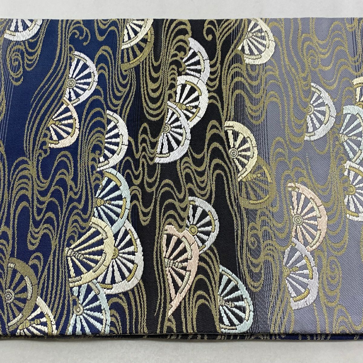 【美品】 袋帶 名品級 片輪車 流水 金糸 刺繡 青灰 深藍 六通 純蠶絲
