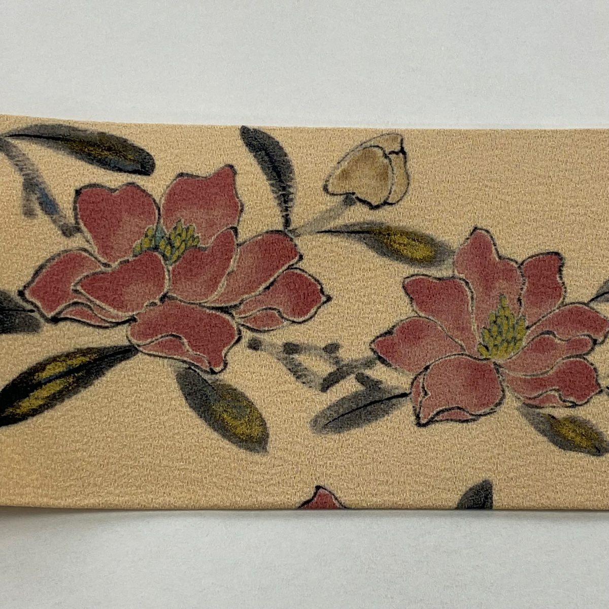 【美品】名古屋帶 秀品級 附落款 山科春宣 草花紋紋 金彩裝飾 薄橙色 純蠶絲