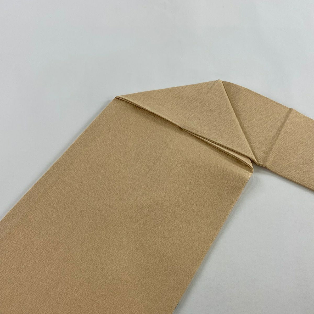 【美品】名古屋帶 秀品級 附落款 山科春宣 草花紋紋 金彩裝飾 薄橙色 純蠶絲