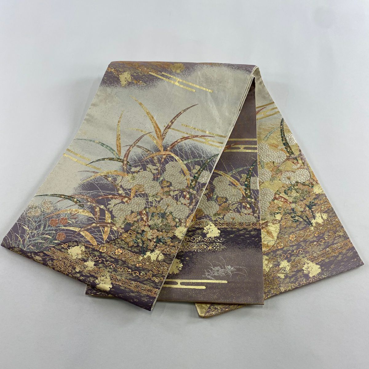 【美品】 袋帶 秀品級 霞芝菊花段文 金金箔 奶油色 大鼓圖案 純蠶絲