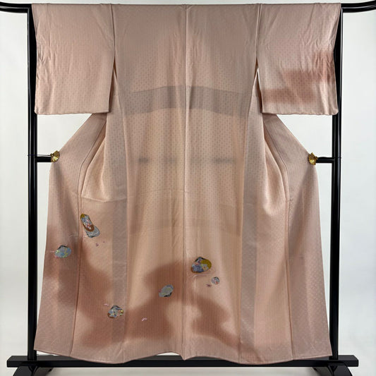 【美品】 付下 身長155cm 袖長65cm M 雙層 月聖子 落款あり 貝合わせ 御所車 刺繡 金糸 粉紅 純蠶絲 逸品級