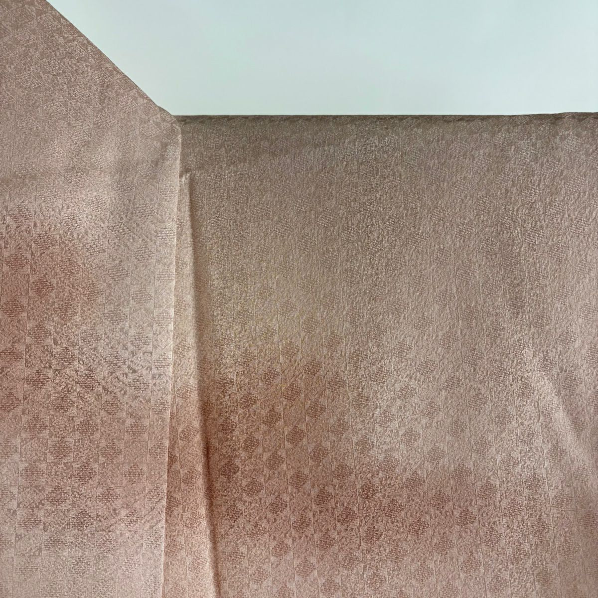 【美品】 付下 身長155cm 袖長65cm M 雙層 月聖子 落款あり 貝合わせ 御所車 刺繡 金糸 粉紅 純蠶絲 逸品級