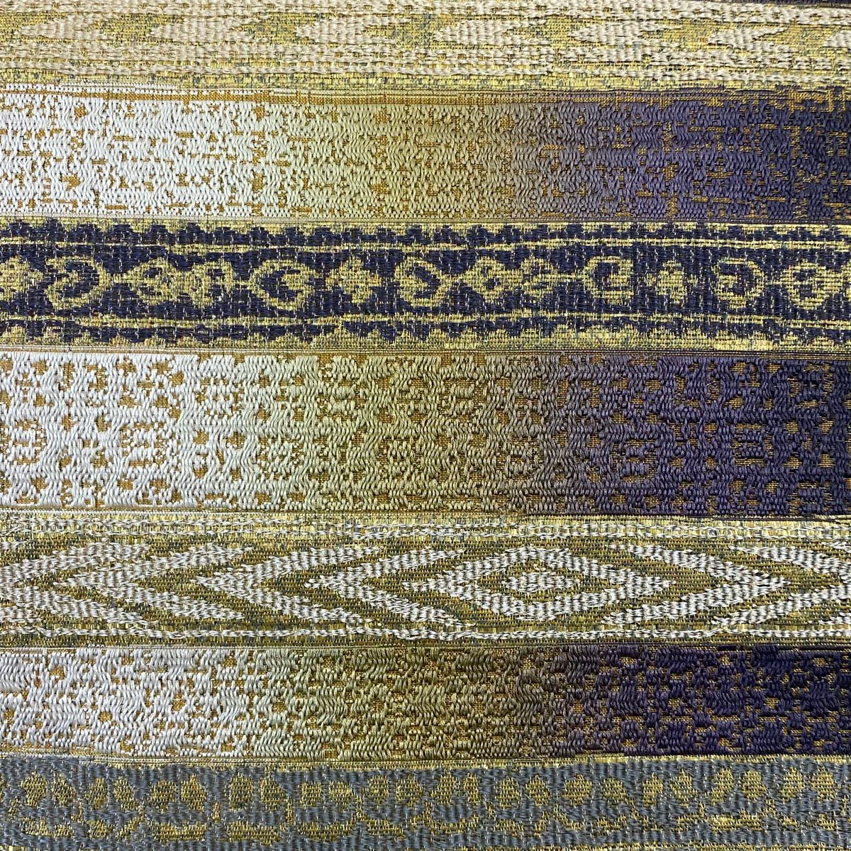 【美品】 袋帶 名品級 橫段 幾何圖案 金絲 泥染 紫色 六通 純蠶絲