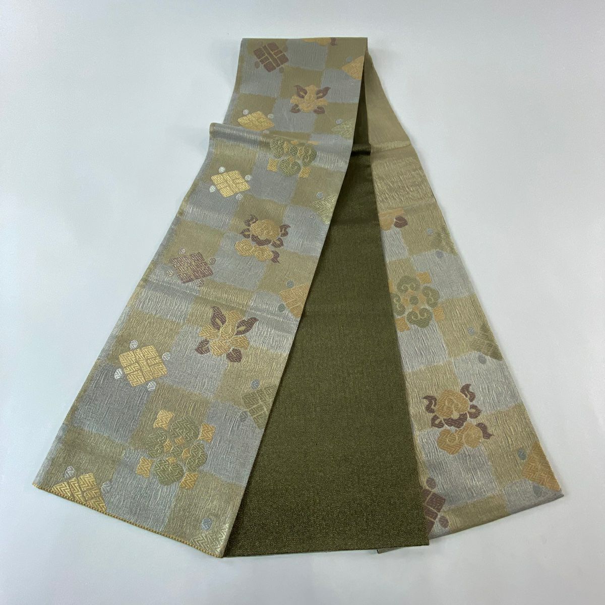 【美品】 袋帶 名品級 吉祥宮中文樣 市松樹 金銀線 銀 六通 純蠶絲