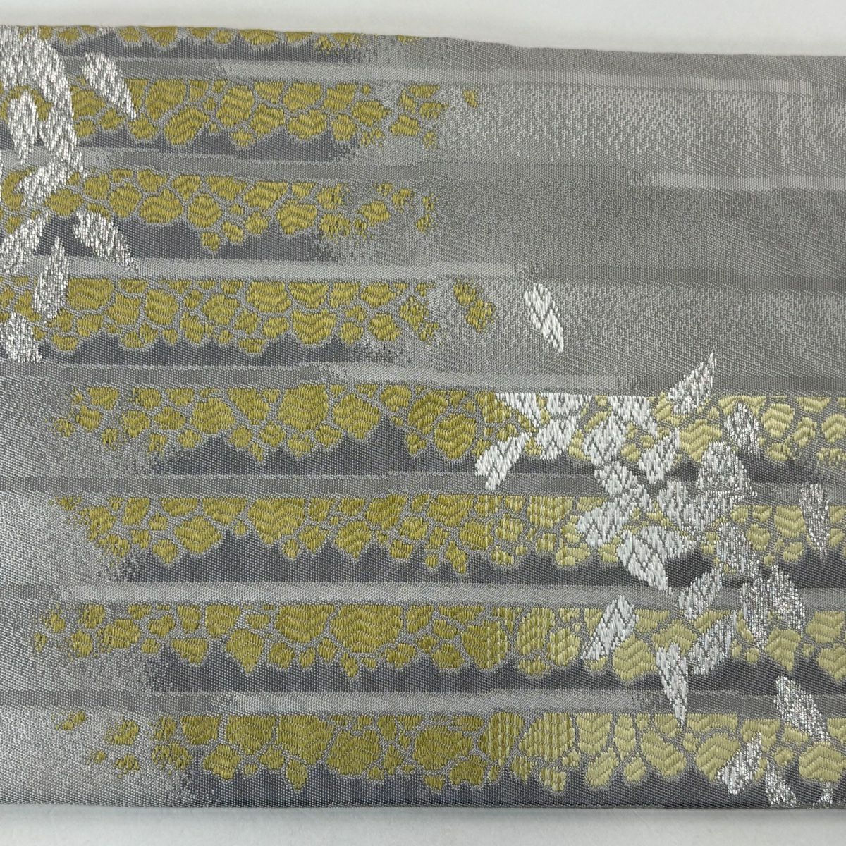 【美品】名古屋帶 名品級 條紋 櫻花花瓣 銀線 灰色 純蠶絲