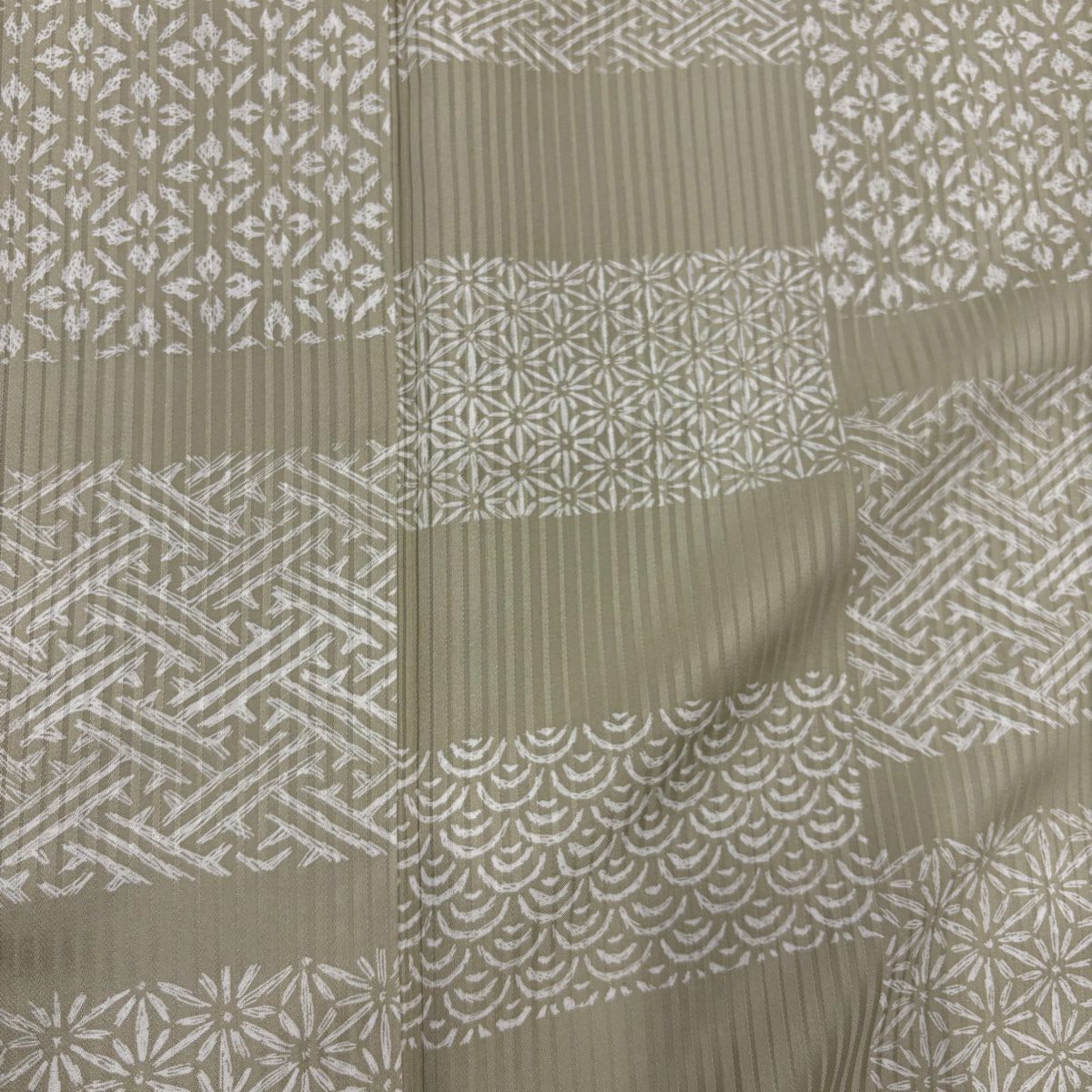 【美品】 小紋 身長158cm 袖長66cm M 雙層 有職紋樣 花 灰綠 純蠶絲 秀品級