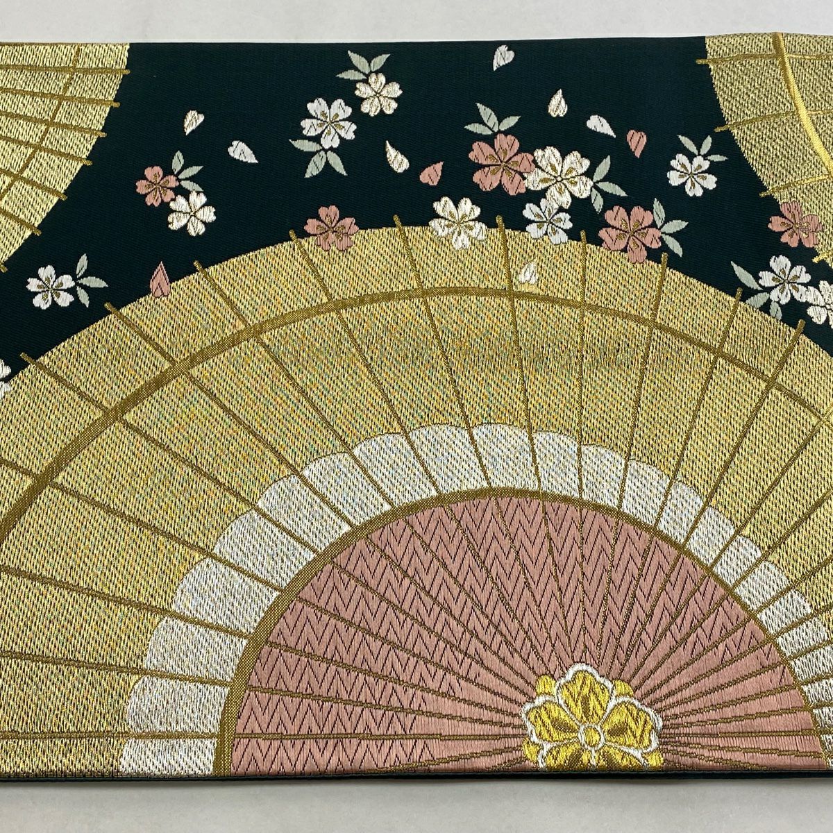 【美品】 袋帶 秀品級 番傘 樱花 金銀彩 金金箔 深綠 六通 純蠶絲
