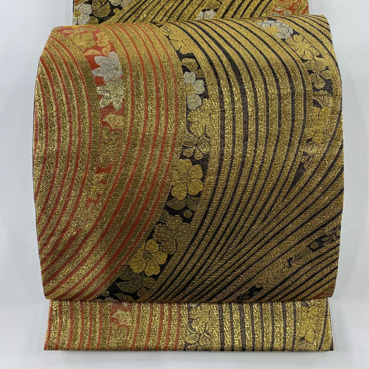 【美品】 袋帶 秀品級 草花紋 流水 金金箔 金絲 金 六通 純蠶絲