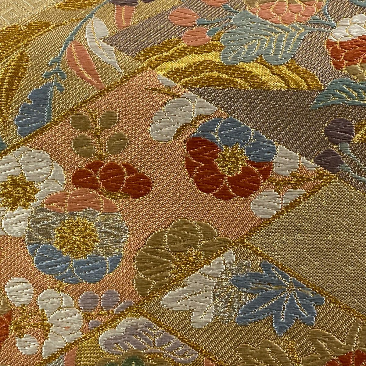 【美品】 袋帶 秀品級 蝶 草花紋 金銀線 金金箔 金色 六通 純蠶絲