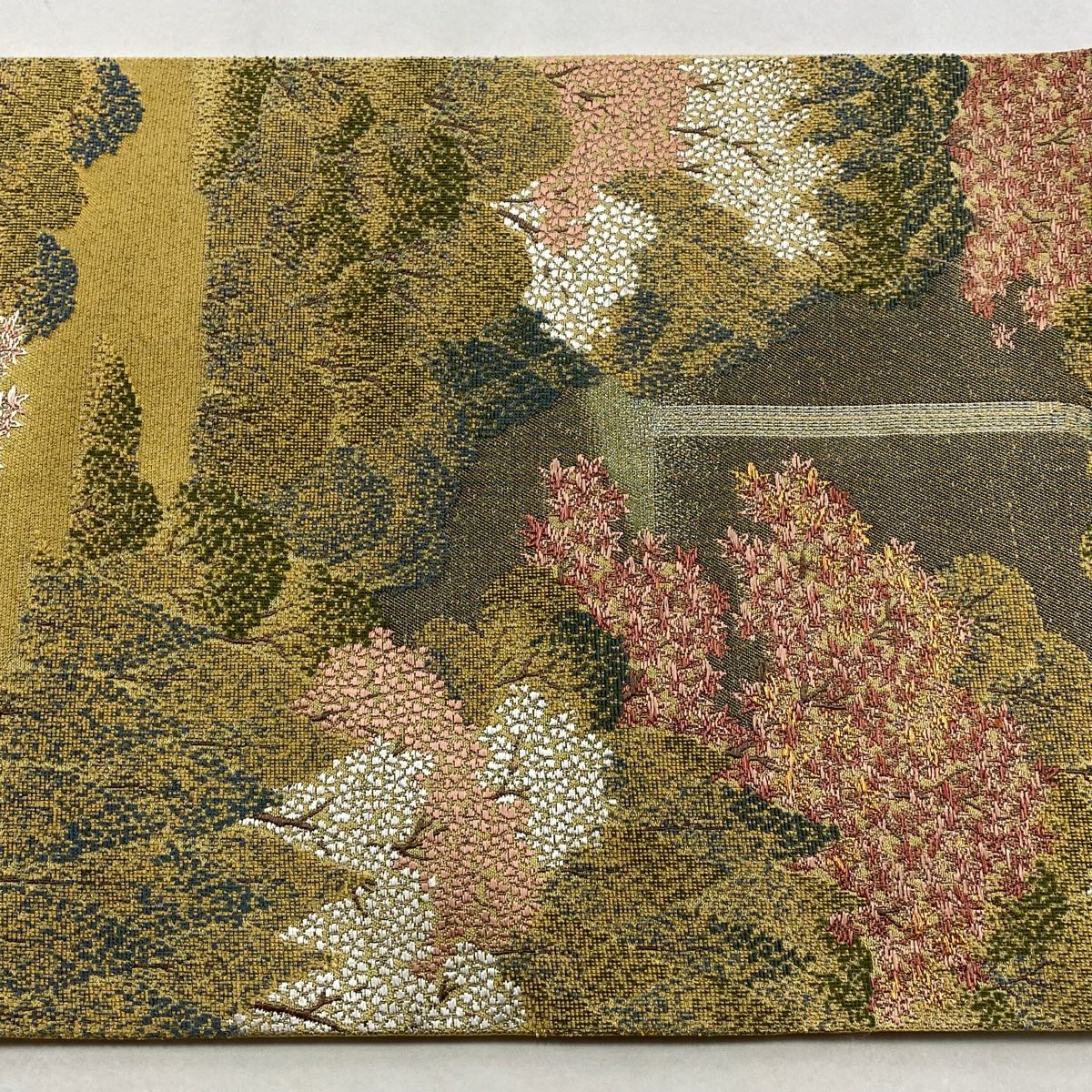【美品】 袋帶 秀品級 風景 樹木 金絲 金金箔 金色 六通 純蠶絲