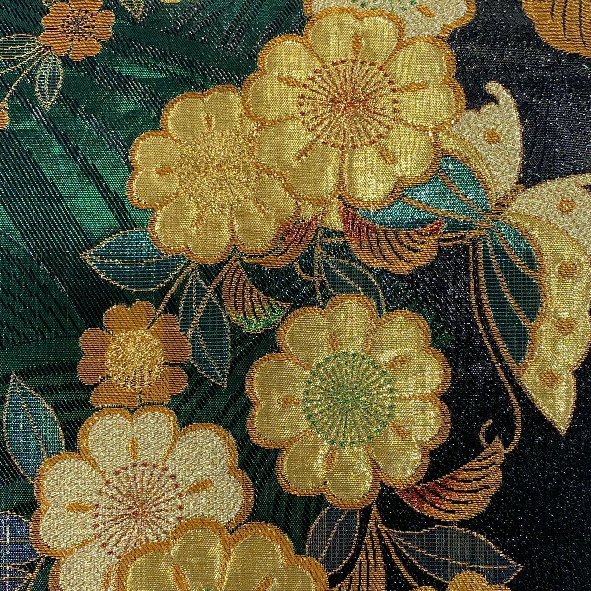 【美品】 袋帶 優品級 振袖禮服禮服用 草花紋紋 蝶 金金箔 金絲 綠 六通 純蠶絲